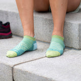 Darn Tough Vermont Socks Darn Tough Womens No Show Tab Ultra-Light Weight Running Sock 1043 - Aqua