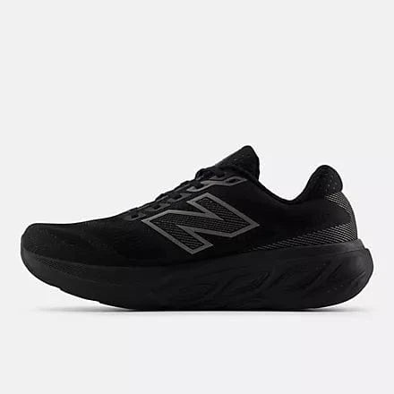 New Balance Men's 880v15 Running Shoes- Black/ White