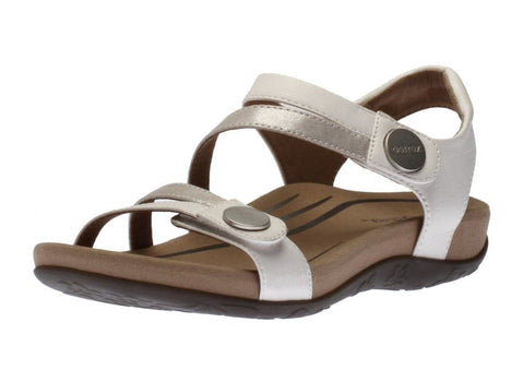 Sole To Soul Footwear Inc. 36 Aetrex Womens Jess Sandals - White
