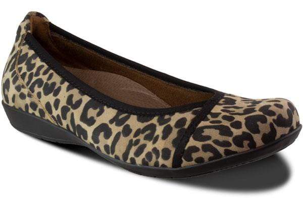 Earth best sale ballet flats