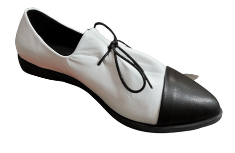 Bueno Shoe Black/White / 35EU / M Bueno Womens Bailey -Black/White