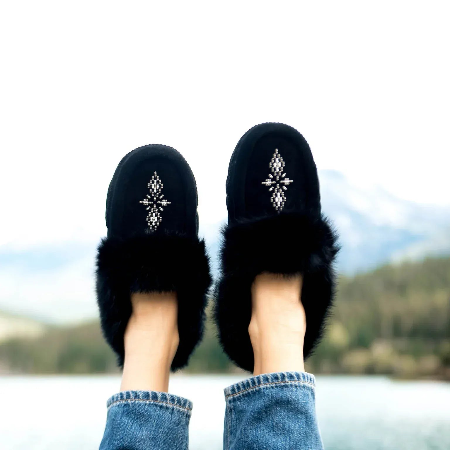 Manitobah Mukluks Moccasins & Mukluks Manitobah Mukluks Women's Tipi Suede Moccasins- Black