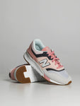 New Balance 0 - Shoes New Balance Women 997 Sneakers - Pink/Grey