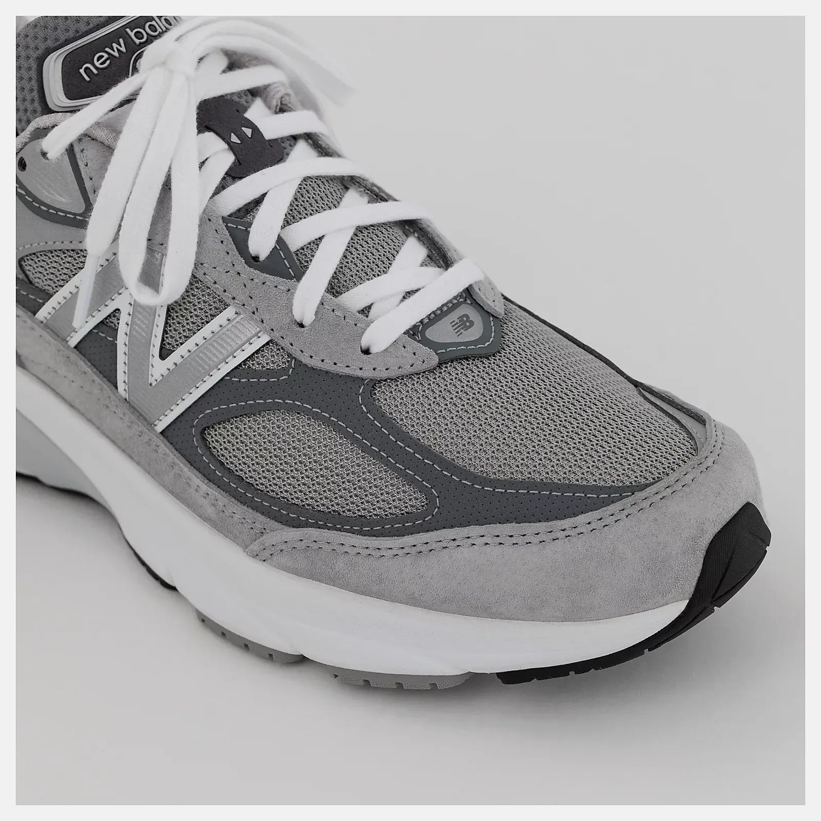 New Balance Running Shoes New Balance Men's 990v6 Running Shoes- Grey