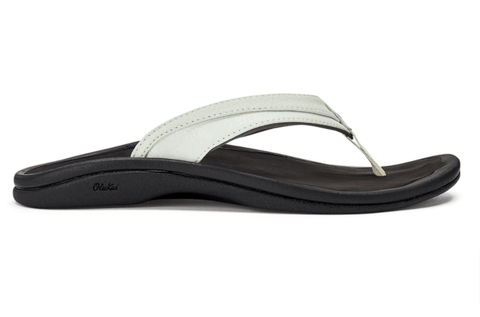 OluKai Summer Sandals 5 OHANA Women's Beach Sandal - White