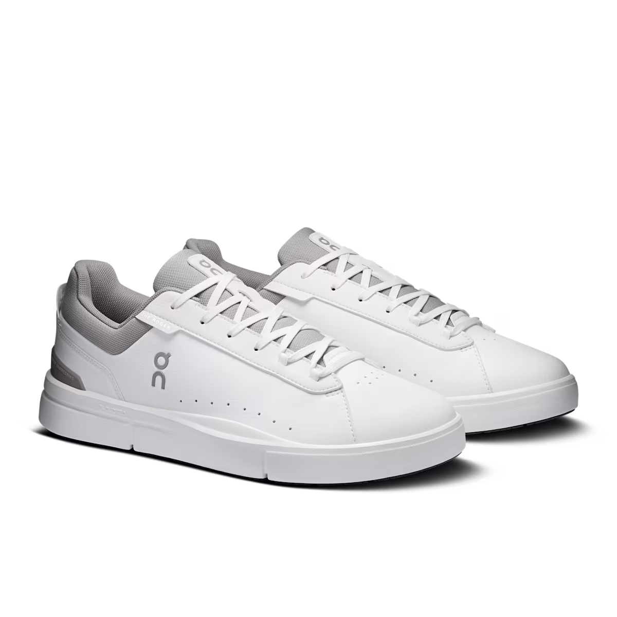 On Cloud Lifestyle Sneakers On Cloud Men’s The ROGER Advantage Tennis Shoes- White/ Ore