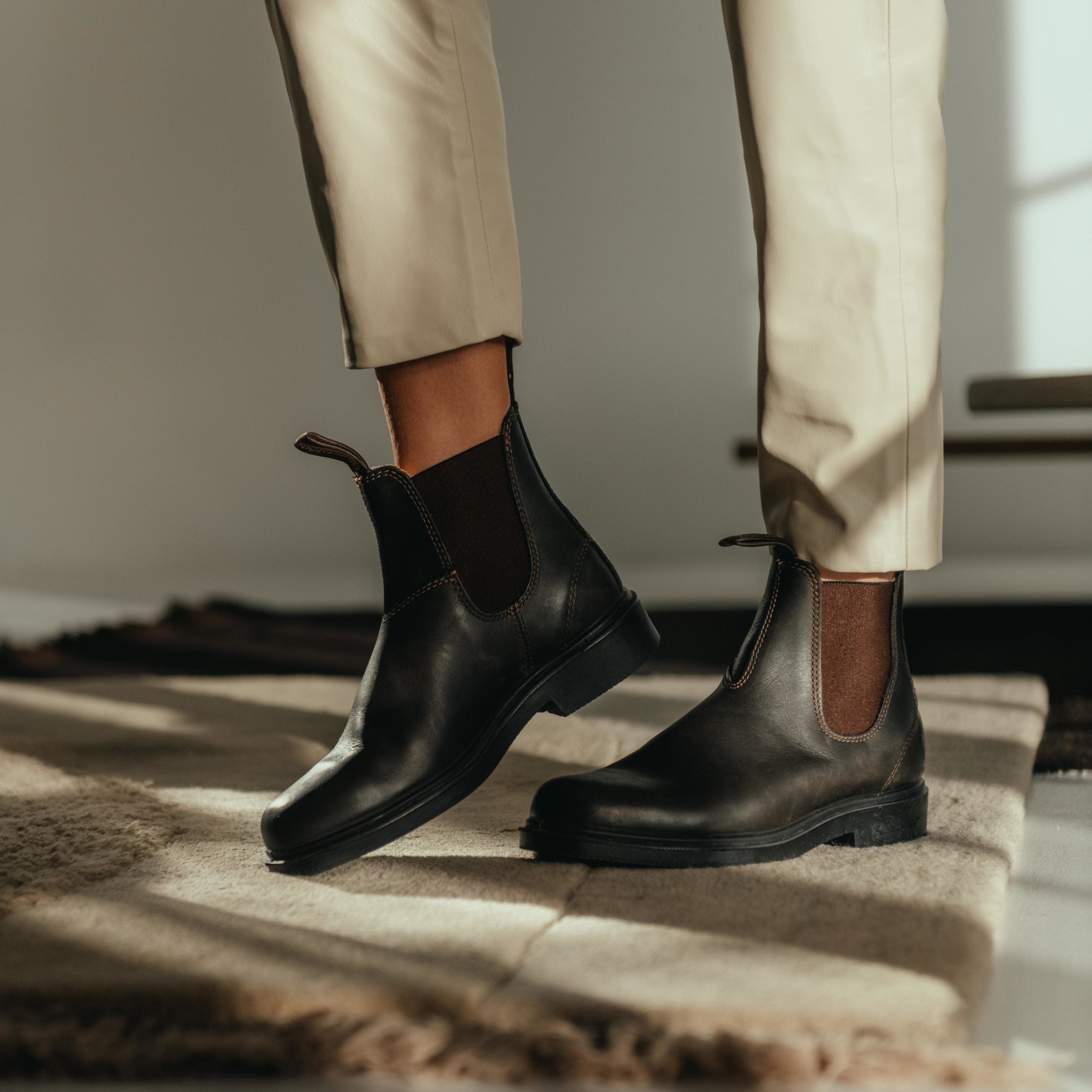 Blundstone Boots Blundstone Unisex Dress Toe Boot 067 - Stout Brown