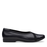 Clarks Shoe Black Leather / 5 / M Clarks Womens Un Darcey Ease Flats - Black Leather