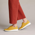 Clarks Shoe Clarks Womens Un Rio Tie Sneakers (Wide) - Yellow