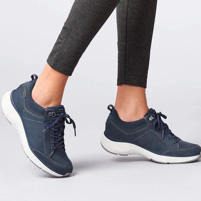 Sole to Soul - Clarks Womens Wave 2.0 Lace Shoes - Navy
