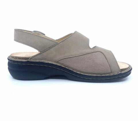 Finn Comfort Sandals 34 EU / B (Medium) / Grey Finn Comfort Womens Isera Sandals - Cloud/ Nubuck