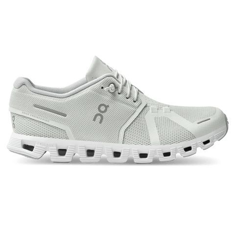 On Shoe Ice/White / 5 / B (Medium) Running Womens Cloud 5 Running Shoes - Ice/White