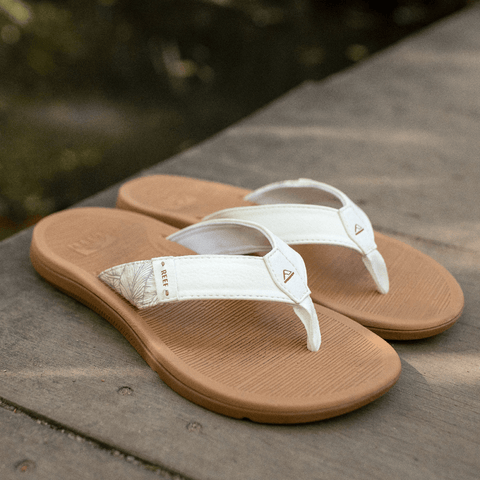 White 2025 reef sandals